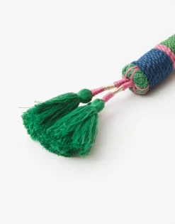 Natura Selection Llavero Cono Y Pompones Hot